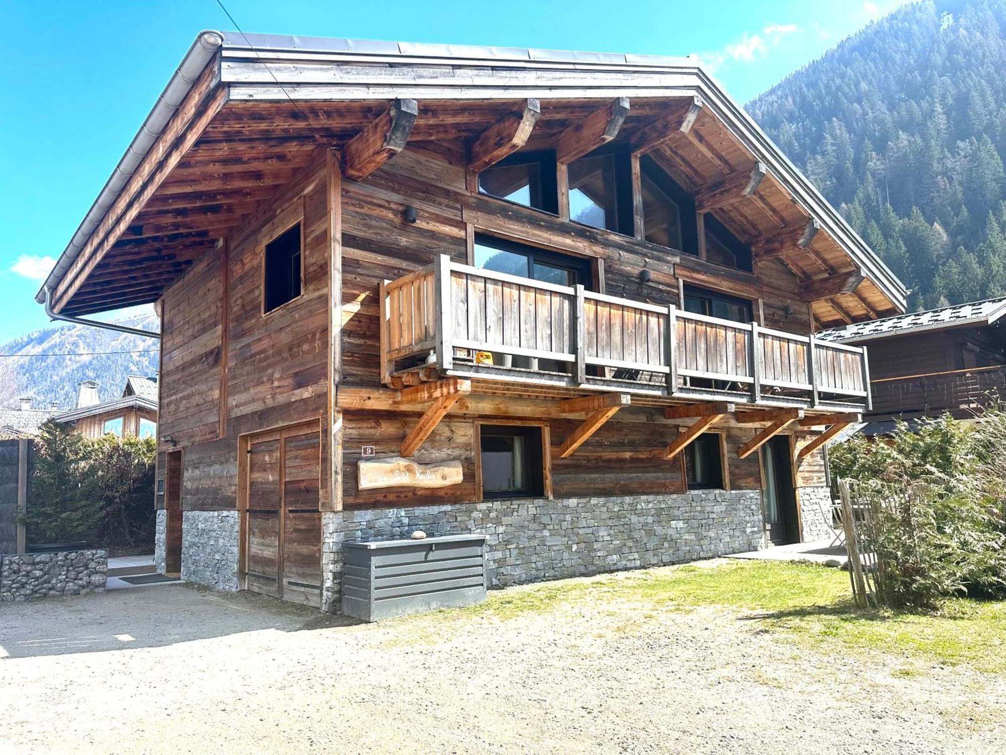 Chalet Le Petit Nicolas, Jacuzzi, Vue Mont Blanc Chamonix Mont Blanc Exterior foto