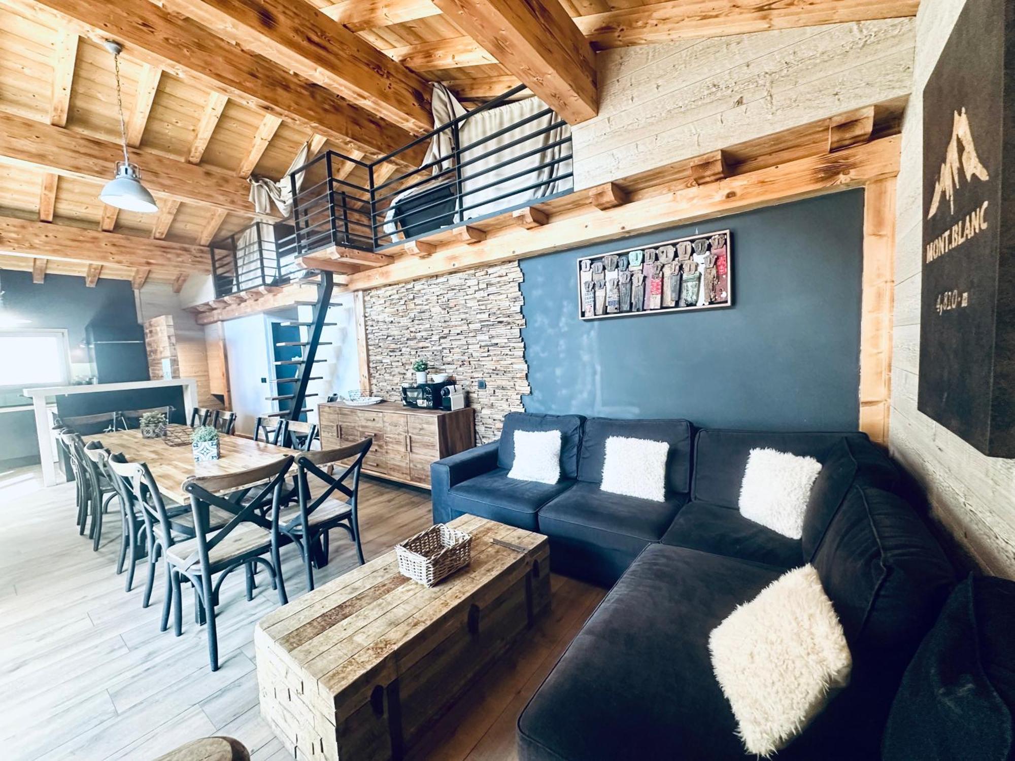 Chalet Le Petit Nicolas, Jacuzzi, Vue Mont Blanc Chamonix Mont Blanc Exterior foto